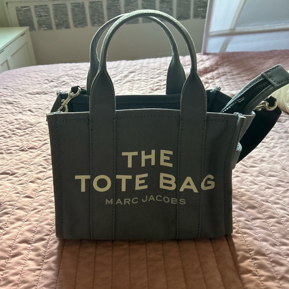 Marc Jacobs The Tote Bag Small Blue